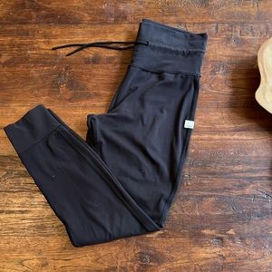 Vuori Daily Leggings in Black